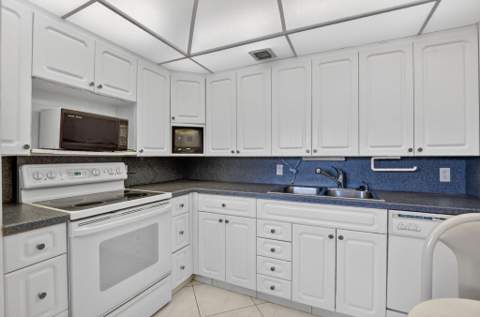 2035 Ainslie, Boca Raton FL - photo 9 of 78