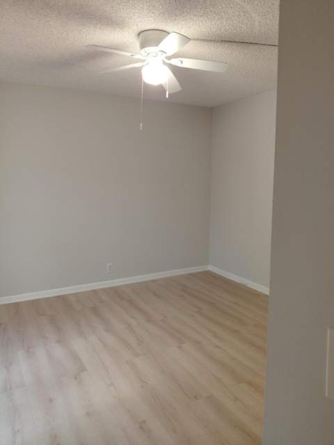 2403 S Waterside Drive #2403, Lake Worth FL - photo 9 of 11