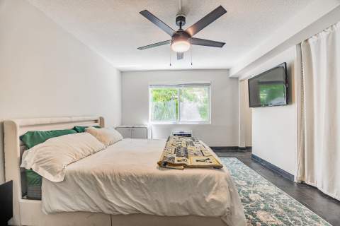 1308 Bayview Drive #1c, Fort Lauderdale FL - photo 11 of 31