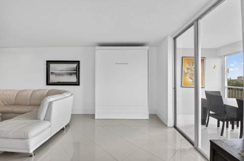 5500 NW 2nd Avenue #718, Boca Raton FL - photo 10 of 38