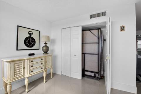 5500 NW 2nd Avenue #718, Boca Raton FL - photo 13 of 38