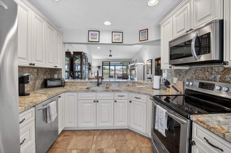 2 bedroom Condominium at 7701 Glendevon Lane #1907, Gleneagles Condo I, Delray Beach — photo 5