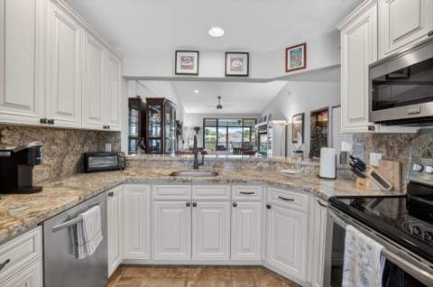 7701 Glendevon Lane #1907, Delray Beach FL - photo 6 of 101