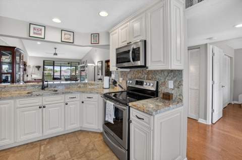 7701 Glendevon Lane #1907, Delray Beach FL - photo 7 of 101