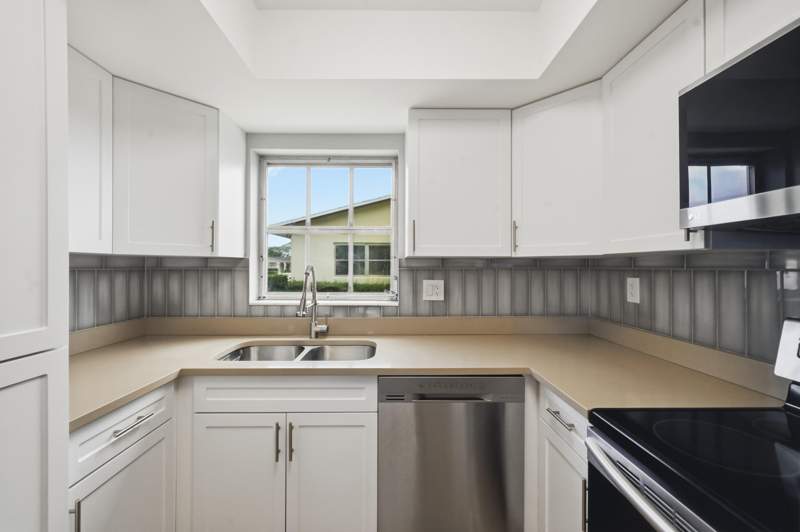 2 bedroom Villa at 2680 Barkley Drive #C, Cresthaven Villas 8 Condo, West Palm Beach — photo 4