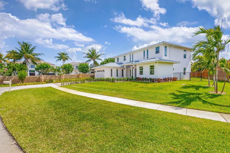 4 bedroom Single Family Residence at 12952 Drayton Road, Juno Isles, North Palm Beach — photo 5