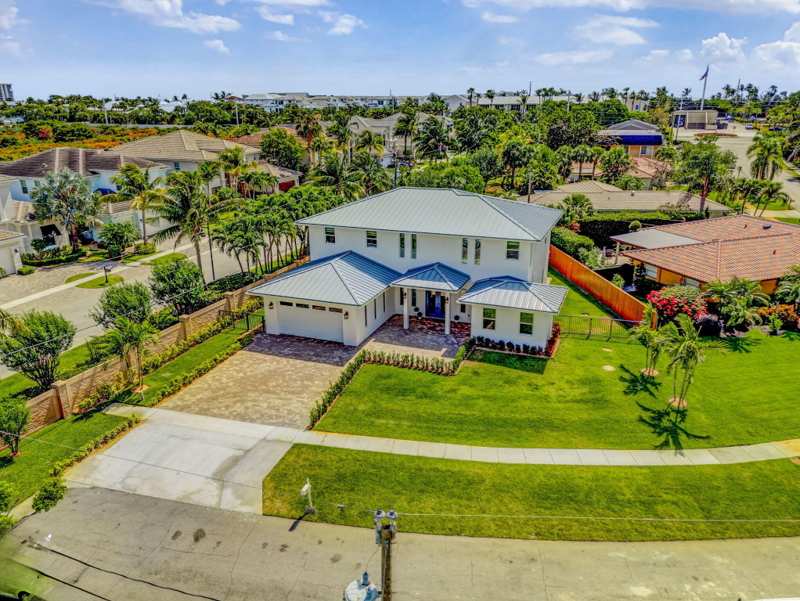 4 bedroom Single Family Residence at 12952 Drayton Road, Juno Isles, North Palm Beach — photo 1