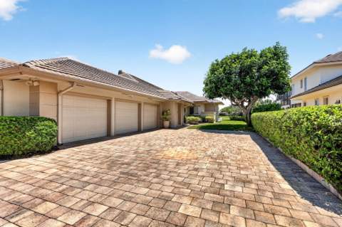 6711 SE Barrington Drive, Stuart FL - photo 9 of 73