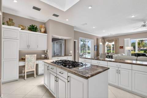 6711 SE Barrington Drive, Stuart FL - photo 21 of 73
