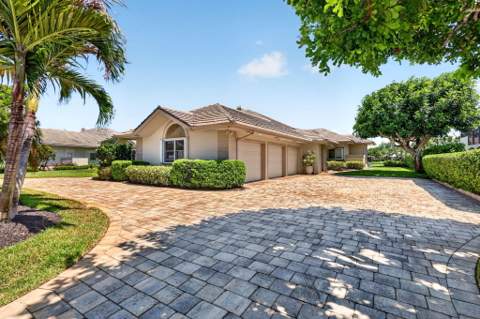 6711 SE Barrington Drive, Stuart FL - photo 10 of 73