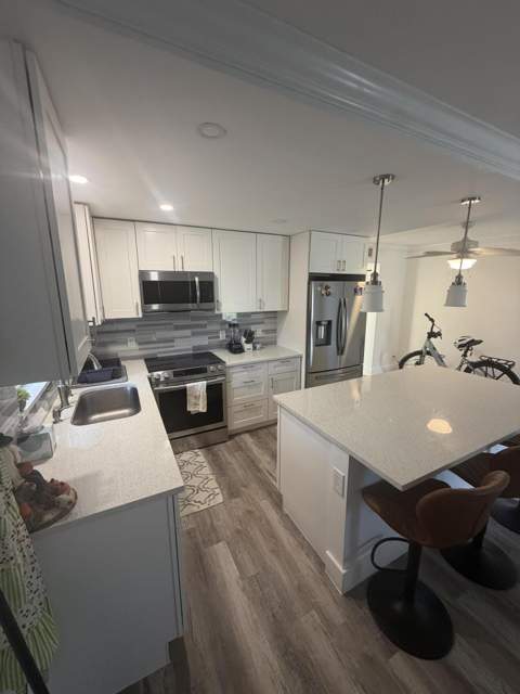 209 Newport M #209, Deerfield Beach FL - photo 7 of 16