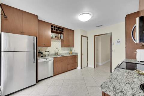 6245 Old Court Road #202, Boca Raton FL - photo 11 of 41