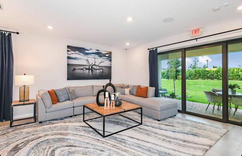 4 bedroom Single Family Residence at 11545 SW Macelli Way, Central Park, Port St. Lucie — photo 3