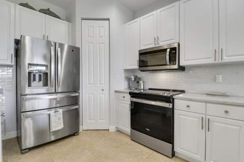 1604 Mariner Bay Boulevard, Hutchinson Island FL - photo 12 of 60