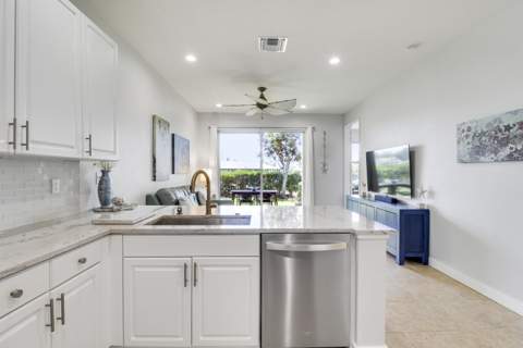 1604 Mariner Bay Boulevard, Hutchinson Island FL - photo 13 of 60