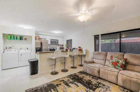 4003 W Woodscape Drive #2-k, Miramar FL - photo 10 of 40