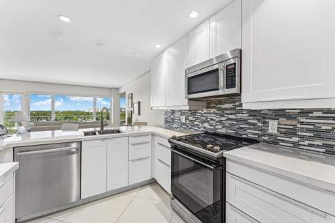 701 E Camino Real #Apt 9g, Boca Raton FL - photo 10 of 55