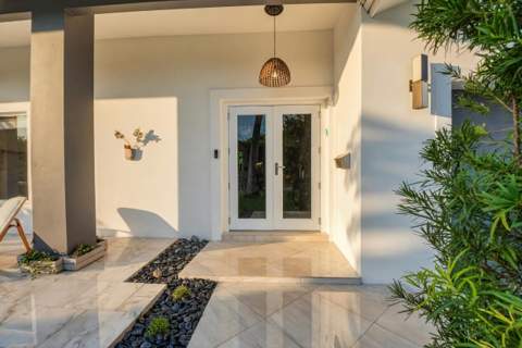 1044 NW 6th Drive, Boca Raton FL - photo 8 of 47