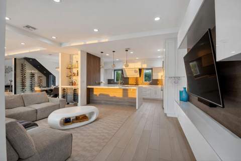 1044 NW 6th Drive, Boca Raton FL - photo 12 of 47