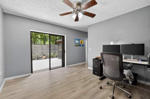 527 5th Terrace, Palm Beach Gardens FL - photo 17 of 41