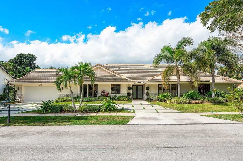 6 bedroom Single Family Residence at 3765 Kings Way, Woodfield Hunt Club, Boca Raton — photo 1