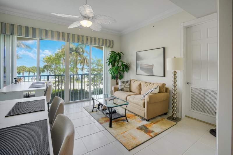 2 bedroom Condominium at 36 Harbour Isle Drive #205, Harbour Isle West, Fort Pierce — photo 4