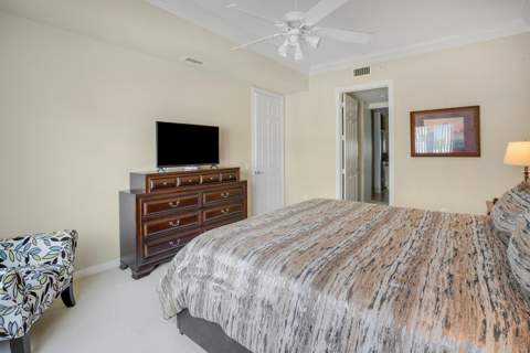 36 Harbour Isle Drive #205, Fort Pierce FL - photo 18 of 55