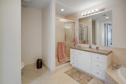 36 Harbour Isle Drive #205, Fort Pierce FL - photo 22 of 55