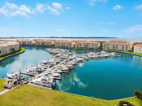 36 Harbour Isle Drive #205, Fort Pierce FL - photo 13 of 55