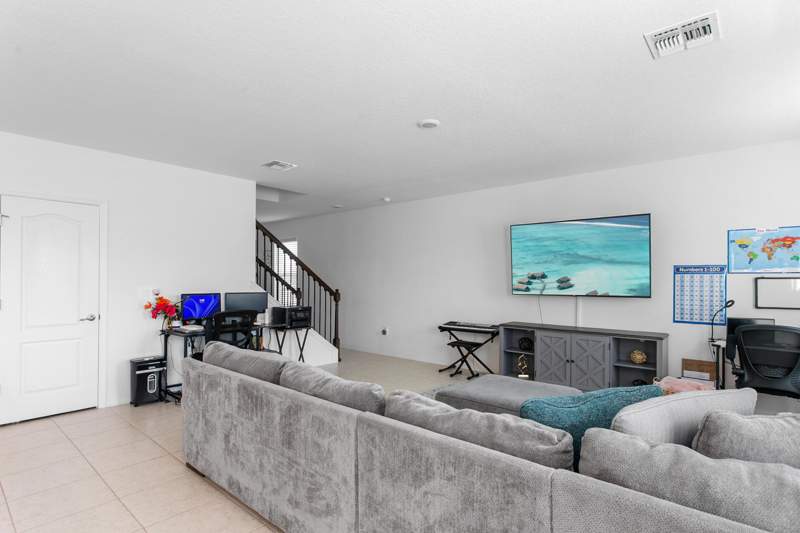 4 bedroom Single Family Residence at 10930 SW Vasari Way, Verano South Pud 1 - Pod C - Plat No. 3, Port St. Lucie — photo 5