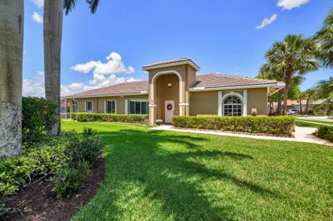 9119 Bay Point Circle, West Palm Beach FL - photo 22 of 68
