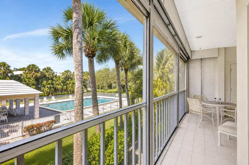 2 bedroom Condominium at 1600 SE Saint Lucie Boulevard #211, Banyan House Condo, Stuart — photo 1