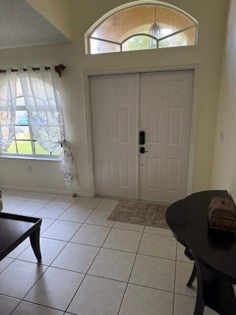 3 bedroom Single Family Residence at 20525 SW 2nd Street, Crystal Pointe, Pembroke Pines — photo 2