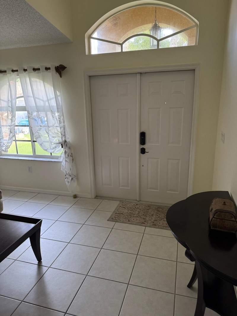 3 bedroom Single Family Residence at 20525 SW 2nd Street, Crystal Pointe, Pembroke Pines — photo 3