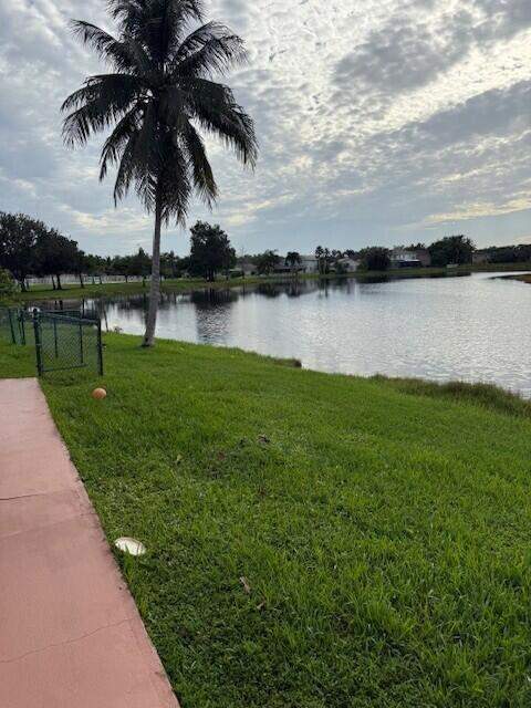 20525 SW 2nd Street, Pembroke Pines FL - photo 8 of 11