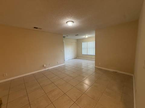 3390 N Pinewalk Drive #1012, Margate FL - photo 7 of 15