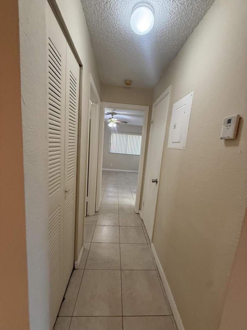 2 bedroom Condominium at 3390 N Pinewalk Drive #1012, Coral Key Condo, Margate — photo 5