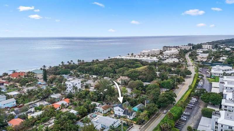 6 bedroom Single Family Residence at 4603 N Ocean Boulevard, Baskin Add To Briny Breezes, Boynton Beach — photo 1