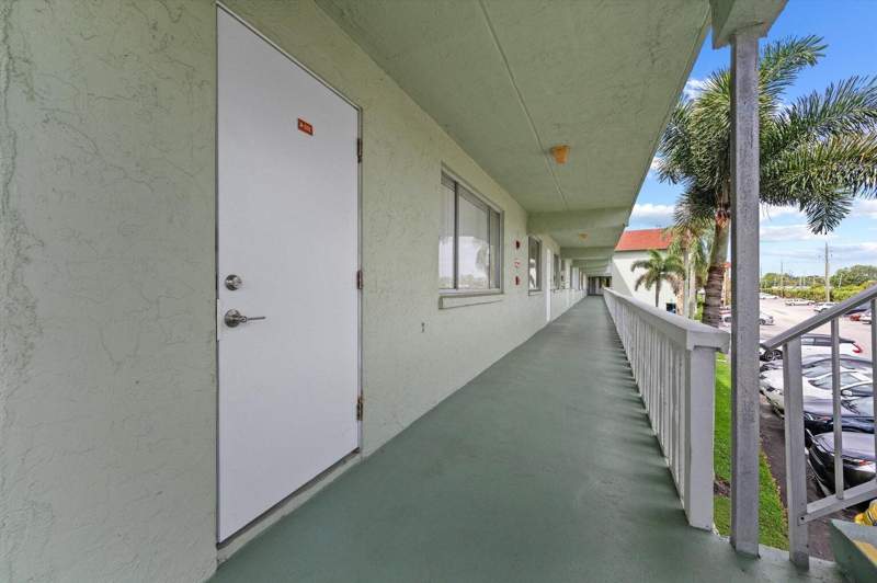 2 bedroom Condominium at 3300 Springdale Boulevard #202, Regal Palms Mayfair Condo, Palm Springs — photo 2