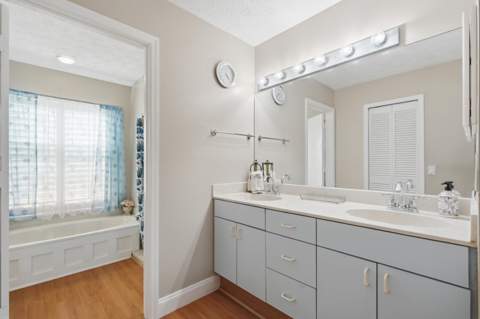 1569 NE Amy Avenue, Jensen Beach FL - photo 13 of 31
