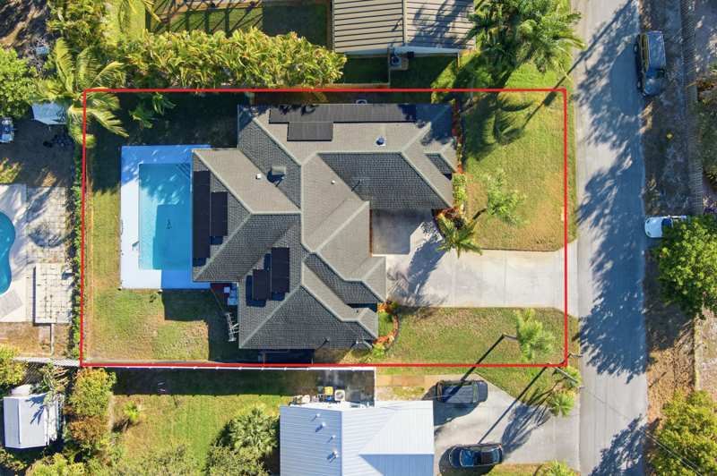 3 bedroom Single Family Residence at 1569 NE Amy Avenue, Corona Del Rio, Jensen Beach — photo 1