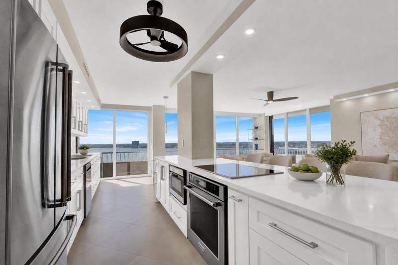 2 bedroom Condominium at 5510 N Ocean Drive #22d, Water Glades Condo, Singer Island — photo 5
