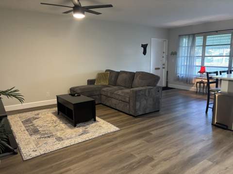 211 Country Lane #C, Boynton Beach FL - photo 8 of 25
