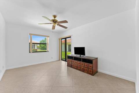 375 NW 42nd Street, Boca Raton FL - photo 15 of 28