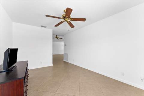 375 NW 42nd Street, Boca Raton FL - photo 16 of 28