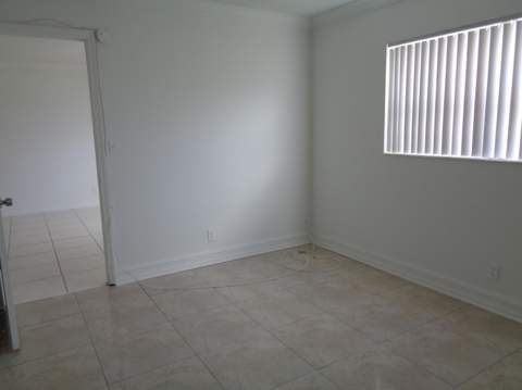 2008 Jackson Street #E9, Hollywood FL - photo 12 of 18