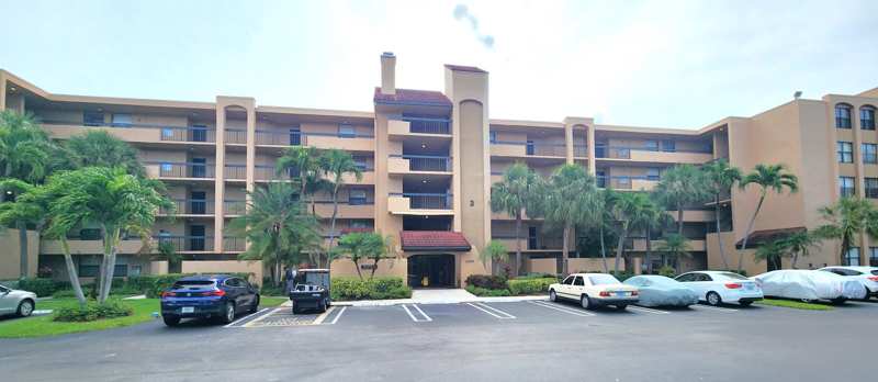 1 bedroom Condominium at 2455 Lindell Boulevard #3511, Lavers Delray Racquet Club Condo, Delray Beach — photo 1