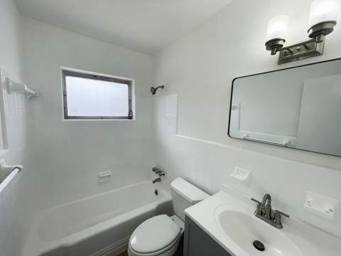 840 NW 33 Street, Oakland Park FL - photo 14 of 21