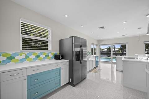 2259 Ibis Isle Road, Palm Beach FL - photo 9 of 35