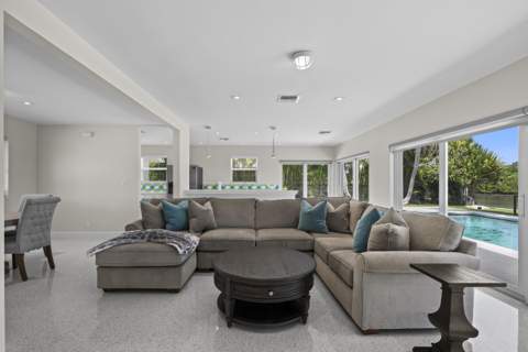 2259 Ibis Isle Road, Palm Beach FL - photo 6 of 35